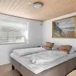 Yngvy - 10m From The Sea By Interhome Middelfart