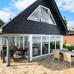 Yngvy - 10m From The Sea By Interhome Holiday home