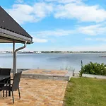 Holiday home Yngvy - 10m From The Sea By Interhome